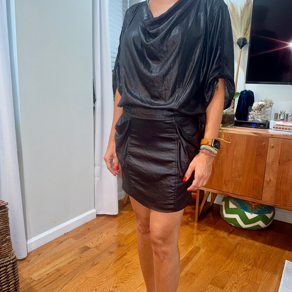 BCBGMAXAZRIA Black Draped Cowl Neck Top XXS